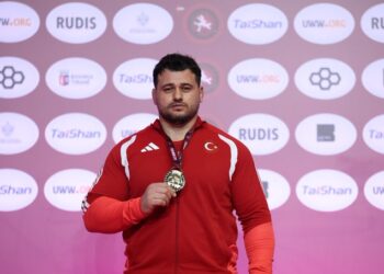 Rıza Kayaalp, 13. kez Avrupa Şampiyonu oldu!