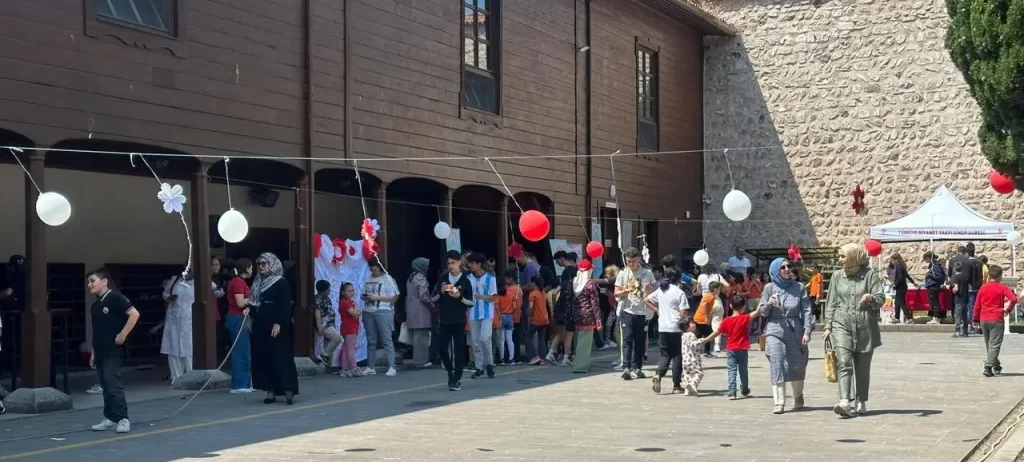 sinop alaaddin camiinde anlamli bulusma habermeydan e1777563861790