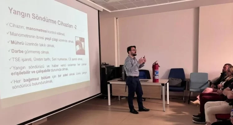 Sinop Ayancık'ta, sağlık personeline afet eğitimi! sinop ayancikta saglik personeline afet egitimi habermeydan e1776266393392