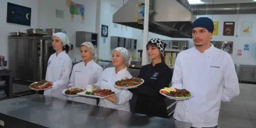 Sinop üniversitesi öğrencilerinden, en lezzetli hamsi köftesi yarışması!