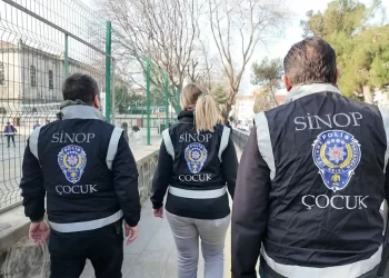 Sinop’ta, güvenli eğitim için emniyet ekipleri sahada