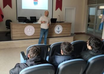 Sinop’ta, liseli öğrencilere iş sağlığı ve güvenliği eğitimi verildi!