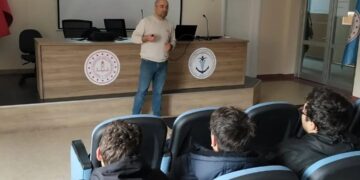 Sinop’ta, liseli öğrencilere iş sağlığı ve güvenliği eğitimi verildi!