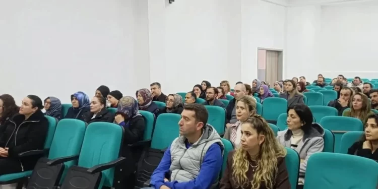 Sinop Türkeli’de, uyuşturucu ile mücadele konferansı!