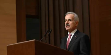 Bakan Uraloğlu’ndan Hürmüz Boğazı’ndaki Türk gemilerine ilişkin açıklama