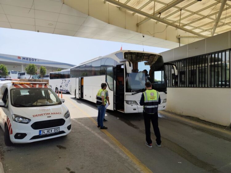 Bayramda fahiş fiyat ve korsan taşımacılığa sıkı denetim Bayramda fahis fiyat ve korsan tasimaciliga siki denetim habermeydan