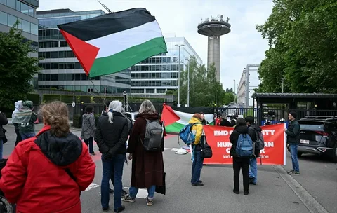 Belçika’nın İsrail’in katılımına rağmen Eurovision'dan çekilmemesi protesto oldu Belcika srail katilimina ragmen Eurovisiondan cekilmemesi protesto oldu habermeydan
