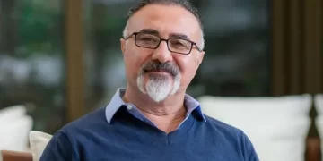 Cengiz Bozkurt hastaneye kaldırıldı Cengiz Bozkurt hastaneye kaldırıldı