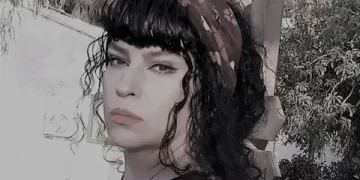 Şair Elif Sofya hayatını kaybetti