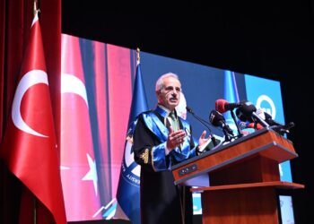 KTÜ'den Bakan Uraloğlu'na Fahri Doktora Ünvanı KTÜ’den Bakan Uraloğlu’na Fahri Doktora Ünvanı