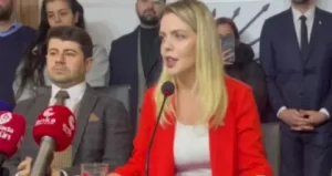 Gamze Pamuk kimdir1 habermeydan