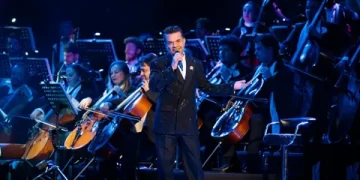 Kenan Doğulu’nun senfonik konseri Symphonity’ye ünlü yağmuru