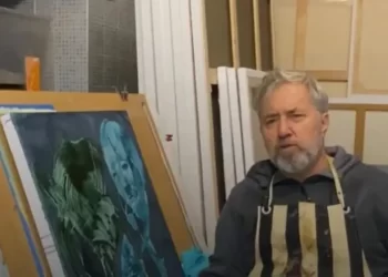Ressam Mustafa Horasan trafik kazasında hayatını kaybetti