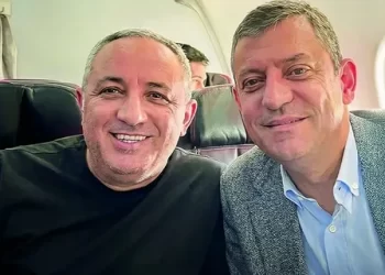 ÇARŞAF ÇARŞAF REZİLLİK AHLAKSIZLIK! ÖZGÜR ÖZEL VE EKREM İMAMOĞLU'NUN KİRLİ ÇAMAŞIRLARI ÇARŞAF ÇARŞAF REZİLLİK AHLAKSIZLIK! ÖZGÜR ÖZEL VE EKREM İMAMOĞLU’NUN KİRLİ ÇAMAŞIRLARI