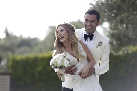 Sinem Kobal ve Kenan İmirzalıoğlu evliliklerinin 10'uncu yılını kutladı Sinem Kobal Kenan Imirzalioglu evliliklerinin 10uncu yilini kutladi habermeydan