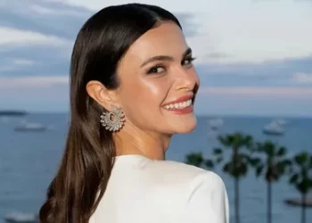 Sinem Ünsal Cannes kıyafetiyle hayal kırıklığına uğrattı