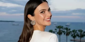 Sinem Ünsal Cannes kıyafetiyle hayal kırıklığına uğrattı