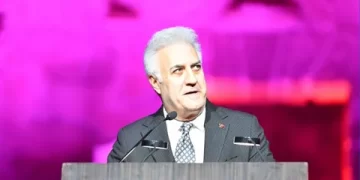 Tamer Karadağlı’ya Antalya’da sert tepki