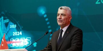 Türkiye'de E-Ticaret Hacmi 2025'te 4,6 Trilyon Liraya Ulaştı Türkiye’de E-Ticaret Hacmi 2025’te 4,6 Trilyon Liraya Ulaştı