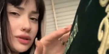 Umut Akyürek’in kızı, Melek Bal dedesinin tabutunun başında video çekti!