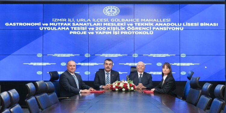 Urla'da Gastronomi Lisesi Yapımı İçin Protokol İmzalandı Urlada Gastronomi Lisesi habermeydan