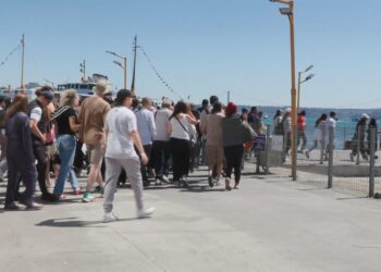 Bayramın son gününde Adalar seferlerinde yoğunluk yaşandı Bayramın son gününde Adalar seferlerinde yoğunluk yaşandı