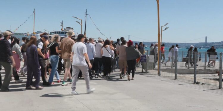 Bayramın son gününde Adalar seferlerinde yoğunluk yaşandı