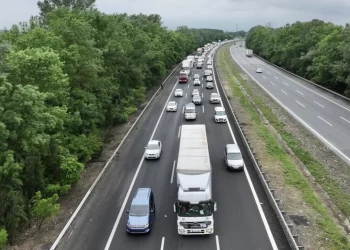 Tatil dönüşü ağır vasıtalara geçici trafik kısıtlaması