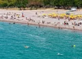 Antalya’da bayram tatilinde sahiller doldu Antalya’da bayram tatilinde sahiller doldu