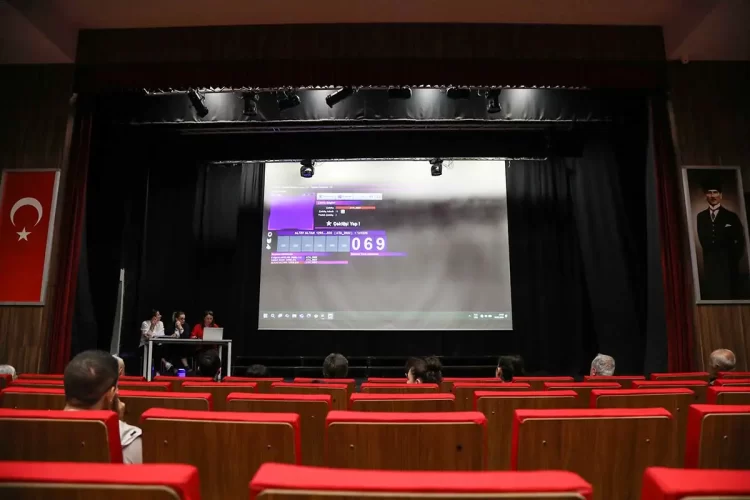 Çankaya’da kreş kayıtları noter denetiminde yapıldı Çankaya’da kreş kayıtları noter denetiminde yapıldı.