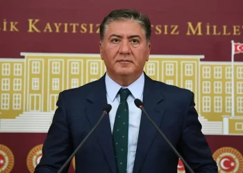 CHP’de tahliye gerginliği: Murat Emir’den sert açıklamalar CHP’de tahliye gerginliği: Murat Emir’den sert açıklamalar
