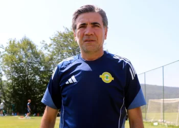 Esenler Erokspor, Osman Özköylü ile yollarını ayırdı!