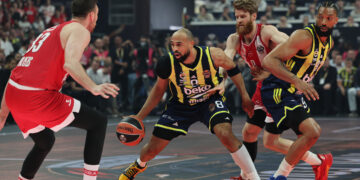 Fenerbahçe Beko, Atina'da umduğunu bulamadı! Fenerbahçe Beko, Atina’da umduğunu bulamadı!