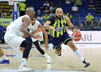 Fenerbahçe Beko, Erokspor'u farklı devirdi! Fenerbahçe Beko, Erokspor’u farklı devirdi!