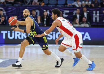 Fenerbahçe Beko, sezonu lider bitirdi!