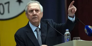 Fenerbahçe’de, Aziz Yıldırım başkan adaylığını açıkladı!