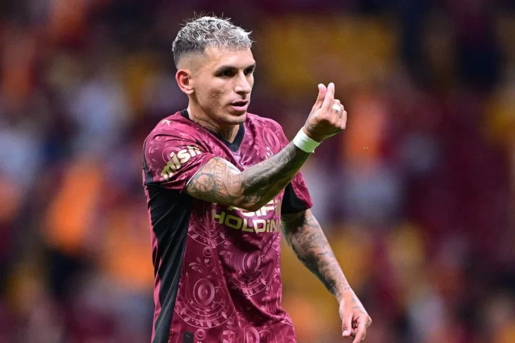 Galatasaray'lı Torreira'ya yumruklu saldırı! galatasarayli torreiraya yumruklu saldiri habermeydan