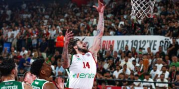 Karşıyaka, son topta ligde kaldı! Karşıyaka, son topta ligde kaldı!