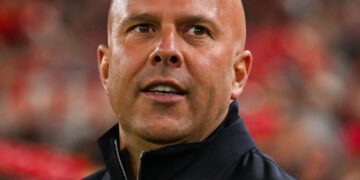 Liverpool’da, Arne Slot ile yollar ayrıldı!