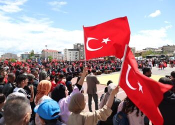Muş’ta, 19 Mayıs Atatürk’ü Anma Gençlik ve Spor Bayramı coşkusu!