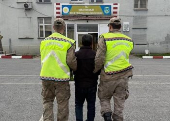 Muş'ta, kesinleşmiş hapis cezası olan hükümlü yakalandı! Muş’ta, kesinleşmiş hapis cezası olan hükümlü yakalandı!