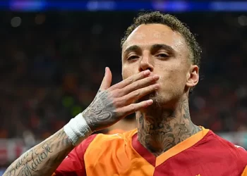 Noa Lang, Galatasaray'a veda etti Noa Lang, Galatasaray’a veda etti