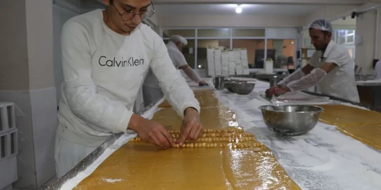 Safranbolu’da lokum üreticileri bayram mesaisinde