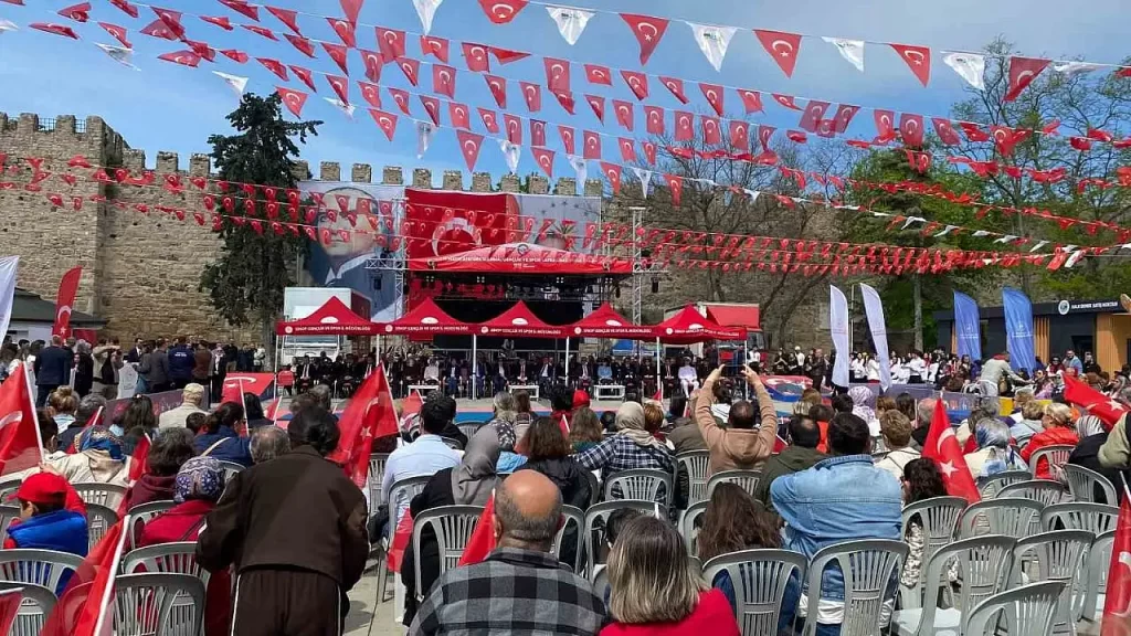 Sinop'ta, 19 Mayıs Bayramı coşkuyla kutlandı! sinopta 19 mayis bayrami coskuyla kutlandi habermeydan