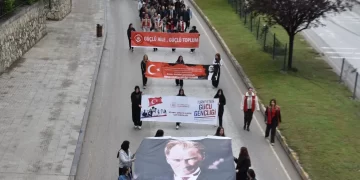 Sinop’ta, gençlik yürüyüşü ve festivali düzenlendi!