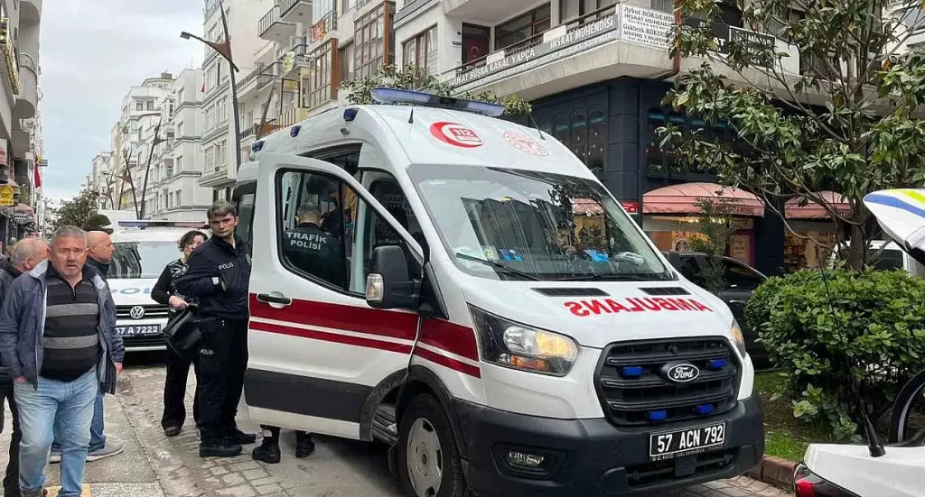 sinopta geri manevra yapan ticari arac yayaya carpti habermeydan e1778855453691