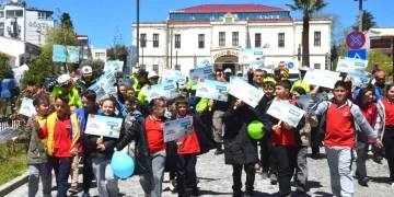 Sinop’ta, Trafik Haftası’nda yürüyüş ve eğitim etkinliği!