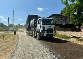 Sinop’un, köy yollarında iyileştirme çalışmaları sürüyor!