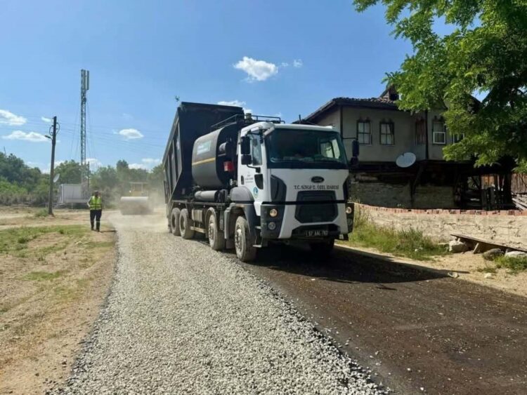 Sinop'un, köy yollarında iyileştirme çalışmaları sürüyor! sinopun koy yollarinda iyilestirme calismalari suruyor habermeydan
