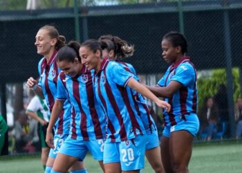 Trabzonspor'dan, Çekmeköy'e tarihi fark! Trabzonspor’dan, Çekmeköy’e tarihi fark!